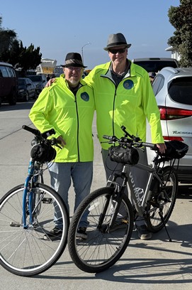 Chris and Gary with their bicycles